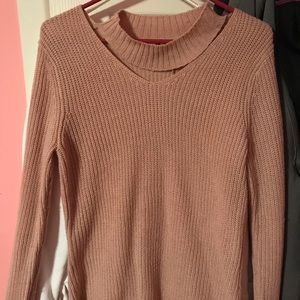 Women pink sweater